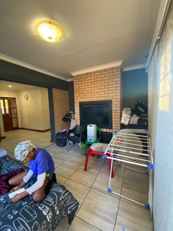 To Let 3 Bedroom Property for Rent in Baillie Park North West